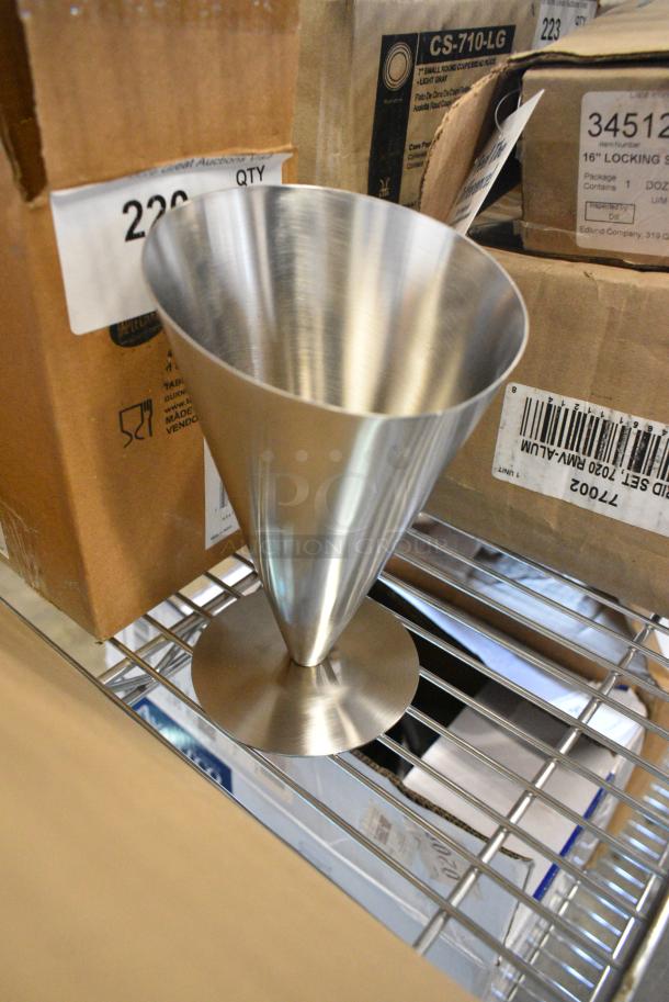 3 BRAND NEW SCRATCH AND DENT! 808R57 TableCraft R57 7" Brushed Stainless Steel Footed French Fry Cone. 3 Times Your Bid! - Image 2 of 5
