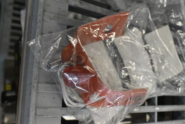 2 BRAND NEW SCRATCH AND DENT! Items Including Hoshizaki 4A2292-01 Heater with Spring for DCM-500, DCM-751, F-1001, F-800, FD-1001, FS-1001, and FS-1022 Series 4154A229201 and Hoshizaki SP-5209 Refrigerator Controller Kit for CR1A, CR1B, CR1S, CR2B, CR2S, CR3B, and CR3S Series 415SP5209. 2 Times Your Bid! - Image 2 of 9