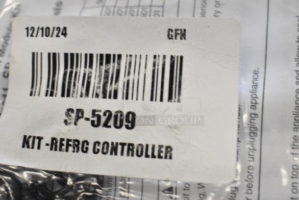 2 BRAND NEW SCRATCH AND DENT! Items Including Hoshizaki 4A2292-01 Heater with Spring for DCM-500, DCM-751, F-1001, F-800, FD-1001, FS-1001, and FS-1022 Series 4154A229201 and Hoshizaki SP-5209 Refrigerator Controller Kit for CR1A, CR1B, CR1S, CR2B, CR2S, CR3B, and CR3S Series 415SP5209. 2 Times Your Bid! - Image 8 of 9