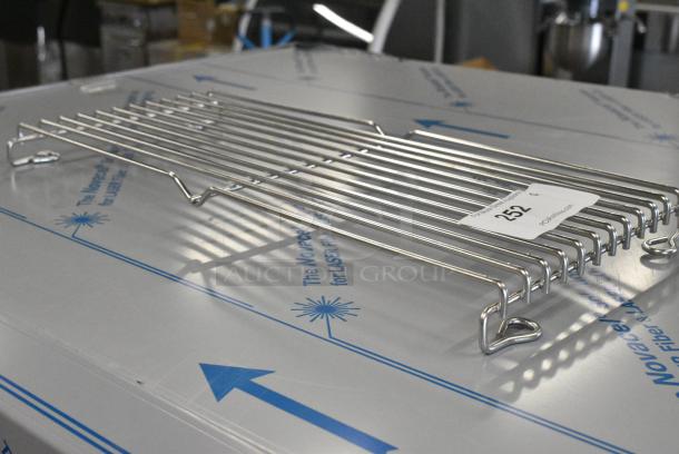 BRAND NEW SCRATCH AND DENT! Metal Rack - Image 3 of 3