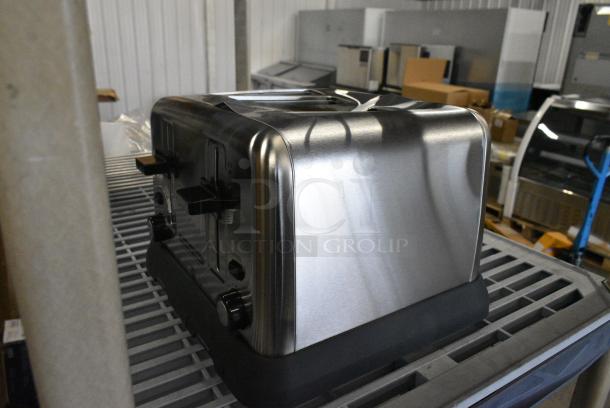 BRAND NEW SCRATCH AND DENT! Proctor Silex 24855 4 Slice Commercial Toaster with 1 3/8" Slots - 120V, 1750W - Image 3 of 7