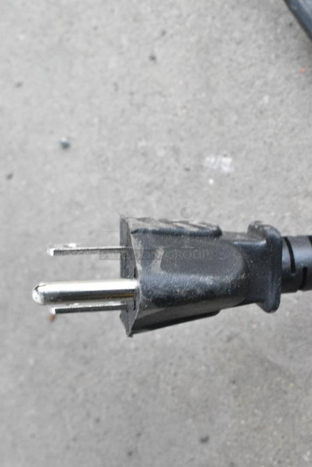 Whynter BR-130SB Metal Mini Cooler Merchandiser. 115 Volts, 1 Phase. Tested and Working! - Image 7 of 7