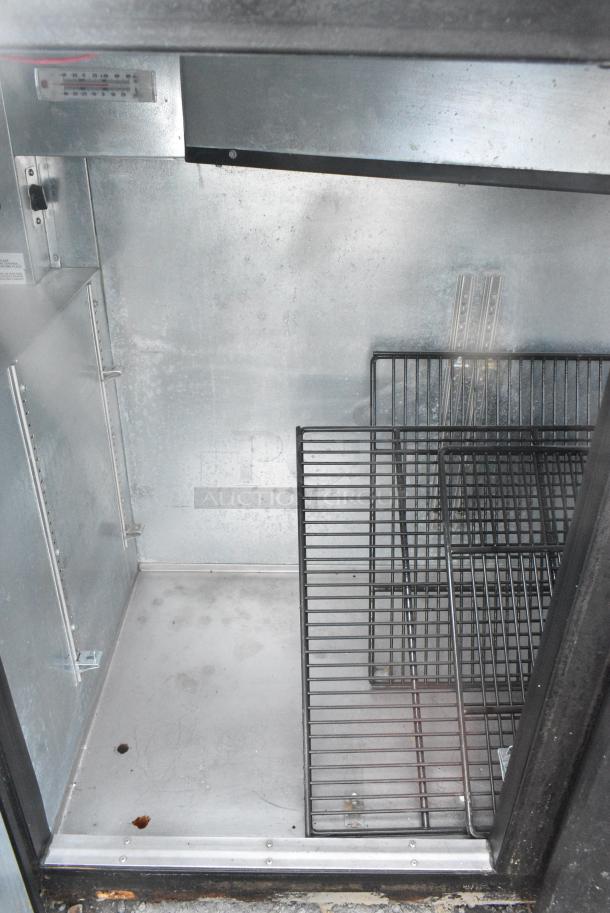 True TBB-24-72 Metal Commercial 3 Door Back Bar Cooler. 115 Volts, 1 Phase. - Image 7 of 9