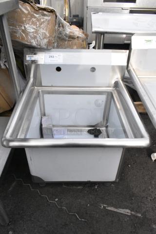 BRAND NEW SCRATCH AND DENT! Steelton 522CS11818N 23 1/2" 18-Gauge Stainless Steel One Compartment Commercial Sink without Drainboard - 18" x 18" x 12" Bowl. No Legs.