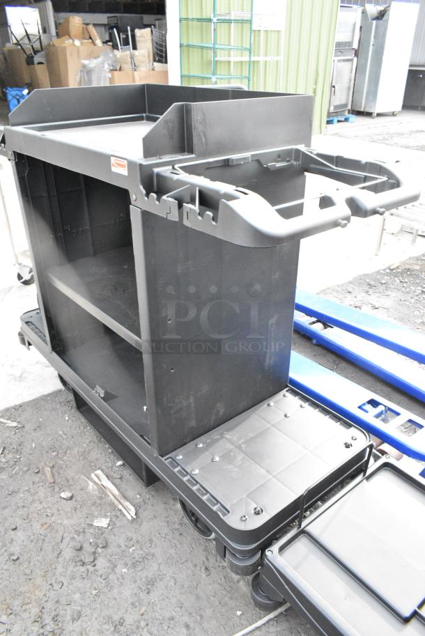 BRAND NEW SCRATCH AND DENT! Suncast Commercial Black Poly Janitorial Cart on Commercial Casters. - Image 3 of 5