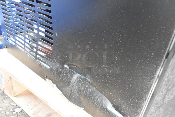 BRAND NEW SCRATCH AND DENT! Avantco 178UBB60GHC 60" Black Counter Height Narrow Glass Door Back Bar Refrigerator with LED Lighting. 115 Volts, 1 Phase. - Image 6 of 8