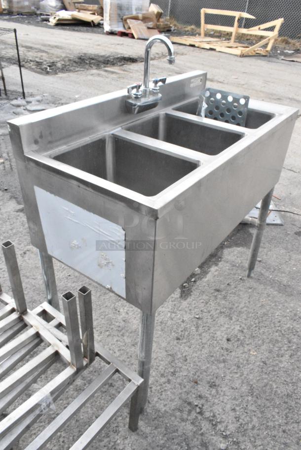 Stainless Steel 3 Bay Sink w/ Faucet and Handles. - Image 2 of 6