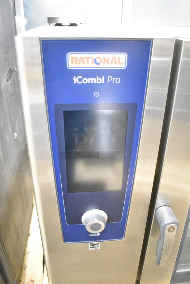 BRAND NEW SCRATCH AND DENT! 2022 Rational LM100EE.AXXXX Stainless Steel Commercial Electric Powered Combi Convection Oven. 440/480 Volts, 3 Phase. - Image 3 of 6