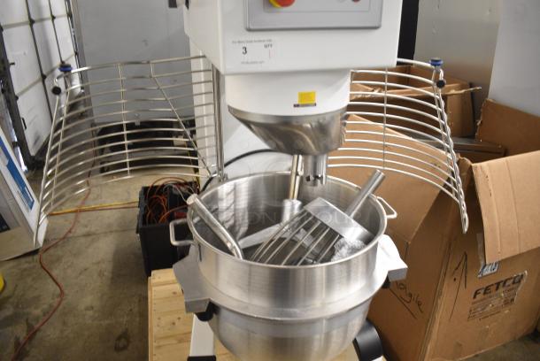 BRAND NEW SCRATCH AND DENT! 2023 Varimixer V80PL V-Series 80 Qt. Planetary Floor Mixer w/ Stainless Steel Mixing Bowl, Bowl Guard, Whisk, Dough Hook and Paddle Attachments. 208 Volts, 3 Phase. - Image 6 of 8