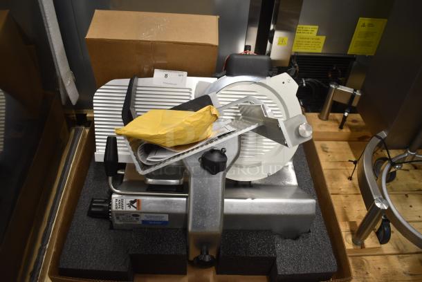 BRAND NEW SCRATCH AND DENT! 2023 Globe SG13-84 Stainless Steel Commercial Countertop Heavy-Duty Manual Meat Slicer w/ Blade Sharpener. 110 Volts, 1 Phase. Tested and Working! - Image 1 of 8