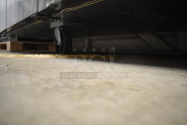 BRAND NEW SCRATCH AND DENT! 2023 Migali C-RWT93-HC Stainless Steel Commercial 3 Door Work Top Cooler on Commercial Casters. 115 Volts, 1 Phase. Serial C-RWT93-HC003230628092C0001. Tested and Working! - Image 5 of 9