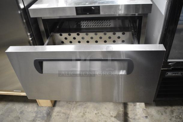 BRAND NEW SCRATCH AND DENT! 2023 Migali C-U27R-D-HC Stainless Steel Commercial 2 Drawer Undercounter Cooler on Commercial Casters. 115 Volts, 1 Phase. Serial C-U27R-D-HC003230613092C0004. Tested and Working! - Image 6 of 9