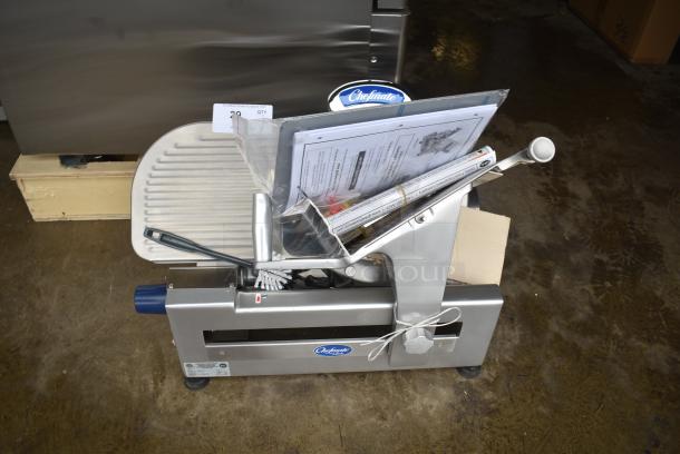 BRAND NEW SCRATCH AND DENT! Globe Chefmate GC 512 Stainless Steel Commercial Countertop 12" Manual Gravity Feed Slicer w/ Blade Sharpener. 115 Volts, 1 Phase. Tested and Working! - Image 2 of 8