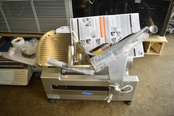 BRAND NEW SCRATCH AND DENT! Globe Chefmate GC 512 Stainless Steel Commercial Countertop 12" Manual Gravity Feed Slicer w/ Blade Sharpener. 115 Volts, 1 Phase. Tested and Working! - Image 2 of 8