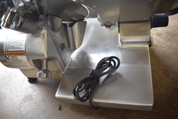 BRAND NEW SCRATCH AND DENT! Globe Chefmate GC 512 Stainless Steel Commercial Countertop 12" Manual Gravity Feed Slicer w/ Blade Sharpener. 115 Volts, 1 Phase. Tested and Working! - Image 6 of 8