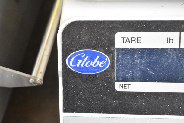 BRAND NEW SCRATCH AND DENT! Globe GSP30B Metal Countertop Scale. 115 Volts, 1 Phase. Tested and Working! - Image 3 of 7