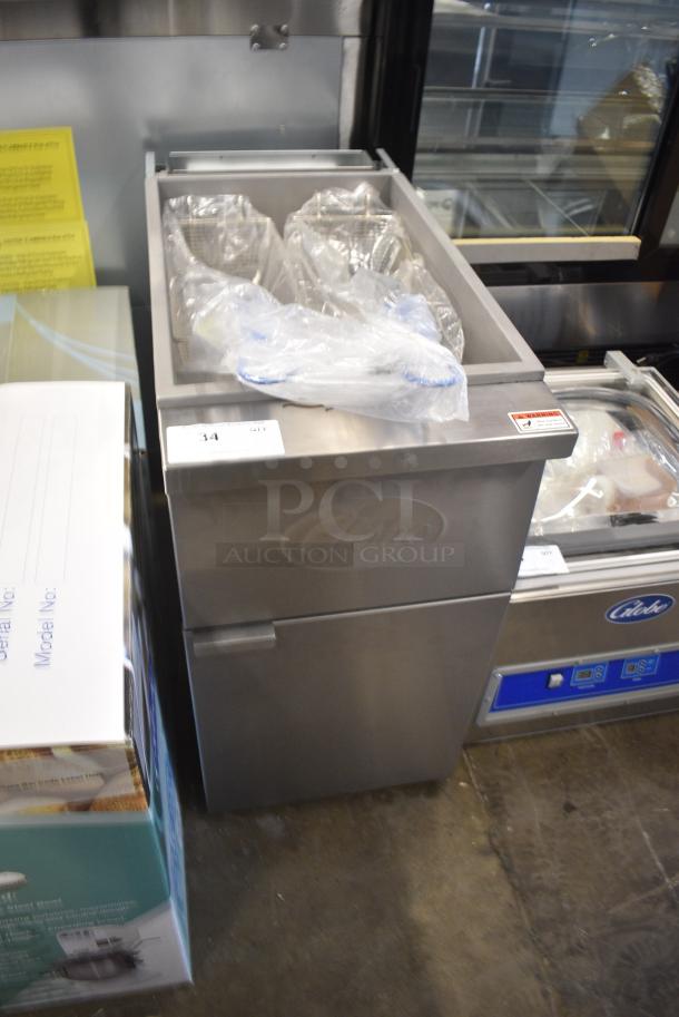 BRAND NEW SCRATCH AND DENT! 2021 Globe GFF50G Stainless Steel Commercial Floor Style Natural Gas Powered Deep Fat Fryer w/ 2 Metal Fry Baskets. 120,000 BTU. - Image 1 of 7