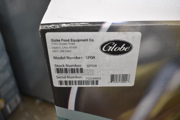 BRAND NEW SCRATCH AND DENT! Globe SP08 8-Quart 3-Speed Countertop Planetary Mixer. - Image 3 of 3