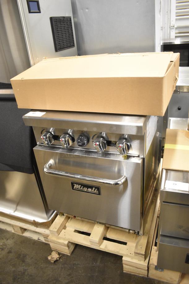 BRAND NEW SCRATCH AND DENT! Migali C-RO4 Stainless Steel Commercial Propane Gas Powered 4 Burner Range w/ Oven. Serial C-RO4USB200318100700920004. - Image 2 of 10