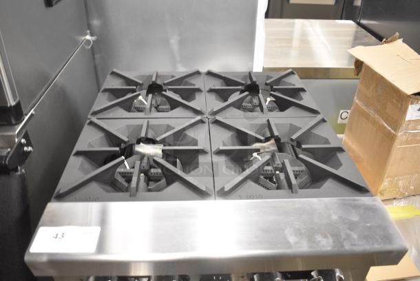BRAND NEW SCRATCH AND DENT! Migali C-RO4 Stainless Steel Commercial Propane Gas Powered 4 Burner Range w/ Oven. Serial C-RO4USB200318100700920004. - Image 7 of 10
