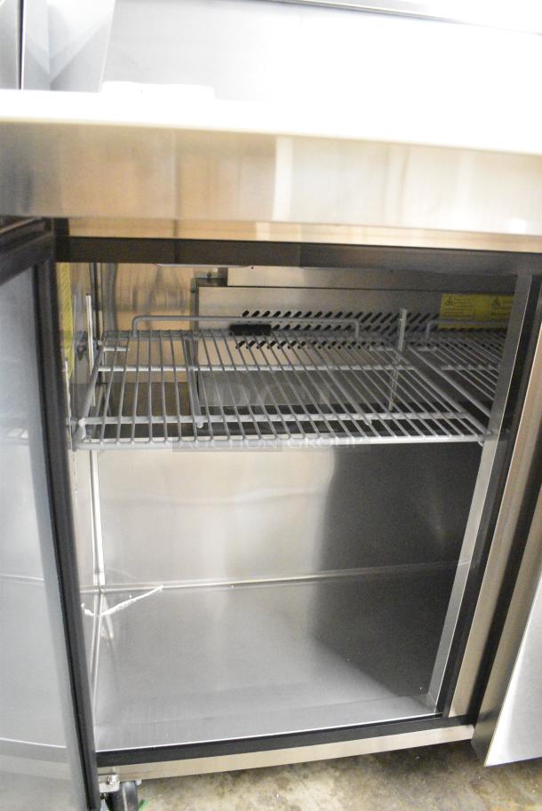 BRAND NEW SCRATCH AND DENT! Qingdao TSSU-48T Stainless Steel Commercial Sandwich Salad Prep Table Mega Top Bain Marie on Commercial Casters. 115 Volts, 1 Phase. Serial ST2300201TS48M22A001. Tested and Working! - Image 4 of 7