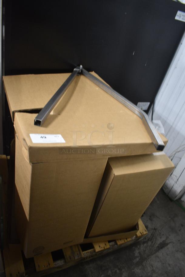 BRAND NEW SCRATCH AND DENT! Globe GSCS3-3 Stainless Steel Countertop Cheese Shredder. 230 Volts, 3 Phase. - Image 3 of 5