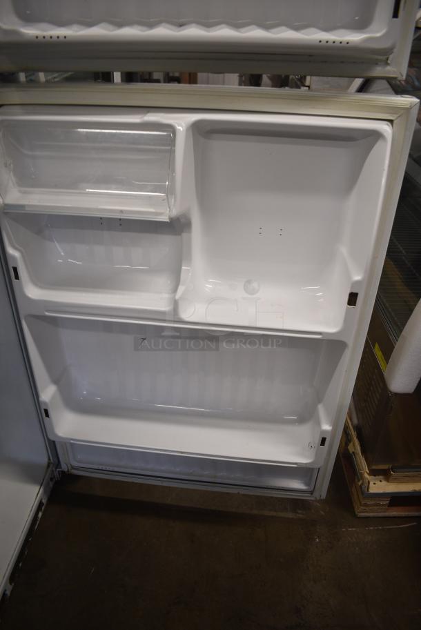 General Electric GE TBX18GADBRWW Cooler w/ Freezer. 115 Volts, 1 Phase. Tested and Working! - Image 5 of 7
