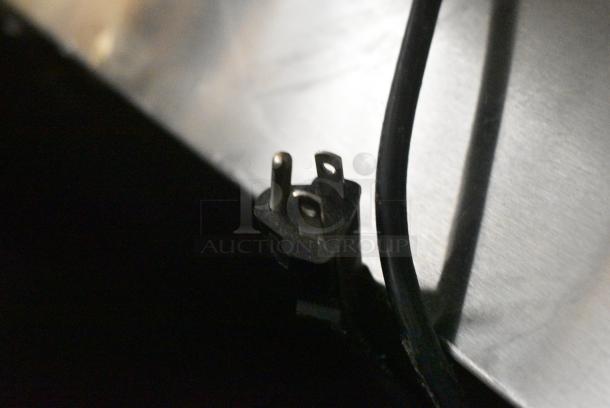 EdgeStar CMF151L Mini Freezer. 115 Volts, 1 Phase. Tested and Powers On But Does Not Get Cold - Image 4 of 6