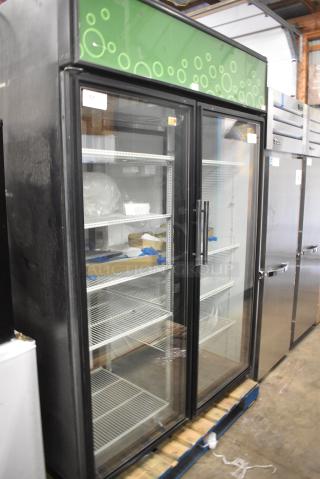 True GDM-52TM-RL-LD Metal Commercial 2 Door Reach in Cooler Merchandiser w/ Poly Coated Racks. 115 Volts, 1 Phase. Tested and Working!