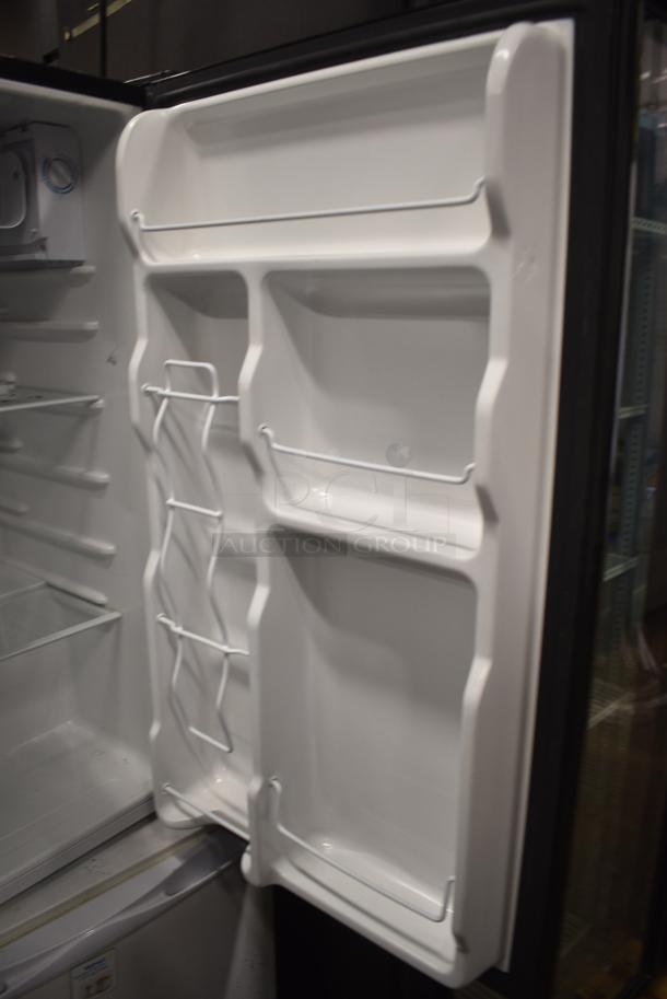Igloo IRF32BK Mini Cooler. 115 Volts, 1 Phase. Tested and Working! - Image 5 of 7