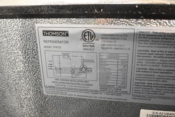 Thomson TFR725 Single Door Reach In Cooler w/ Freezer. 115 Volts, 1 Phase. Tested and Working! - Image 7 of 7