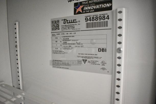 2018 True GDM-41SL-48-HC-LD Metal Commercial 2 Door Reach In Cooler Merchandiser w/ Poly Coated Racks. 115 Volts, 1 Phase. Tested and Working! - Image 6 of 6