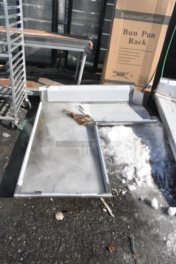 BRAND NEW SCRATCH AND DENT! Regency 600CDT172L 6' 16-Gauge Stainless Steel Clean L-Shape Dishtable - Island. No Legs. - Image 1 of 5