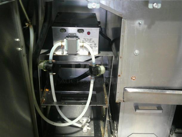 WOW BEAUTIFUL CONDITION Twin Medallion 2973-00-111 52-OZ. Commercial Popcorn Popper Machine! Double Kettle Movie Theater Popcorn Machine On Casters! With LED Popcorn Sign! WORKING WHEN REMOVED! - Image 11 of 13