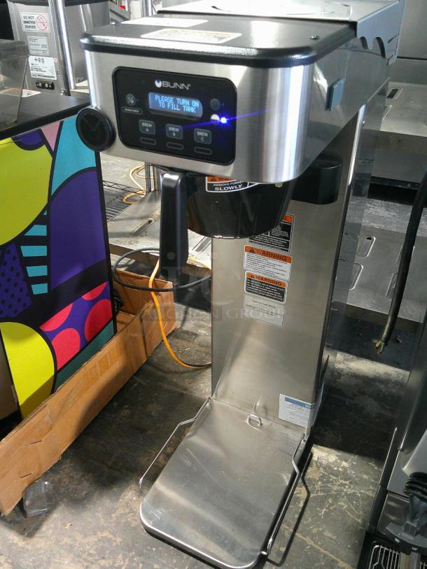 BRAND NEW OPEN BOX ITCB-DV Dual-Volt, 29" Trunk Tea Brewer, with Tray, Containers! - Image 1 of 5