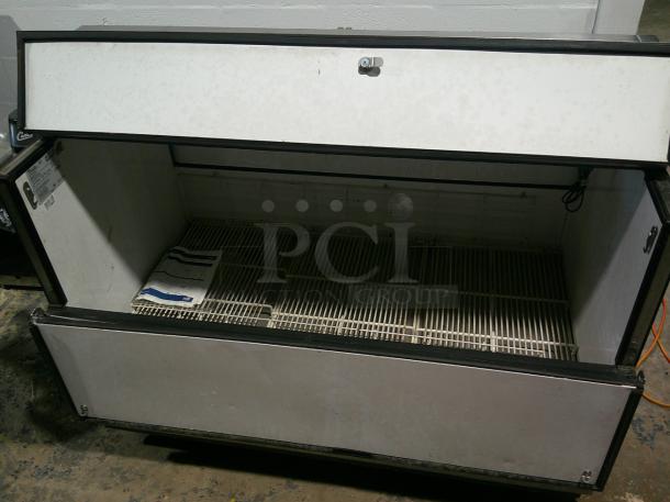 NICE TESTED True TMC-58-S-DS-HC Deep Reach-In Cooler w/ Top & Side Access - 115v - Image 3 of 7