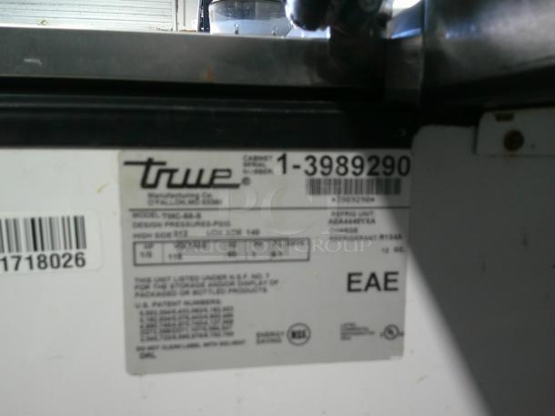 True TMC Deep Reach In Cooler with Stainless Steel Exterior and Aluminum Interior - Image 4 of 4
