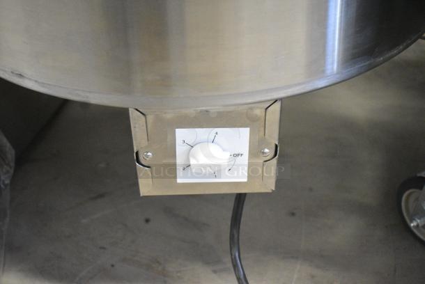 BRAND NEW SCRATCH AND DENT! 2024 Delfield SALD-1 Stainless Steel Commercial 20 Gallon Electric Stainless Salad Dryer Lettuce Spinner on Commercial Casters. 115 Volts, 1 Phase. Tested and Working! - Image 3 of 8