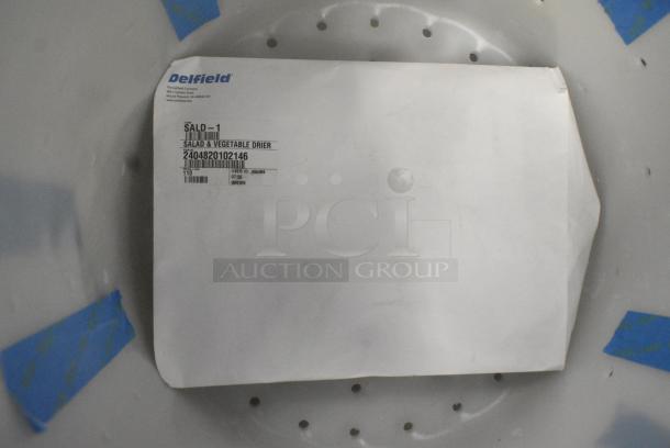 BRAND NEW SCRATCH AND DENT! 2024 Delfield SALD-1 Stainless Steel Commercial 20 Gallon Electric Stainless Salad Dryer Lettuce Spinner on Commercial Casters. 115 Volts, 1 Phase. Tested and Working! - Image 7 of 8
