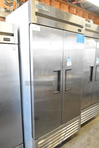 2020 True T-35-HC Stainless Steel Commercial 2 Door Reach in Cooler w/ Poly Coated Racks on Commercial Casters. 115 Volts, 1 Phase. Tested and Working!
