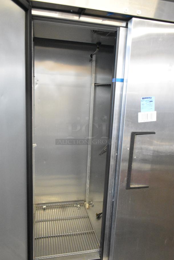 2020 True T-35-HC Stainless Steel Commercial 2 Door Reach in Cooler w/ Poly Coated Racks on Commercial Casters. 115 Volts, 1 Phase. Tested and Working! - Image 4 of 7