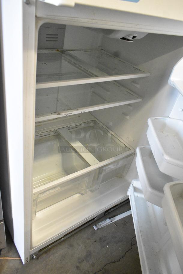 Maytag M1TXEGMYW01 Cooler w/ Freezer. 115 Volts, 1 Phase. Tested and Working! - Image 6 of 8
