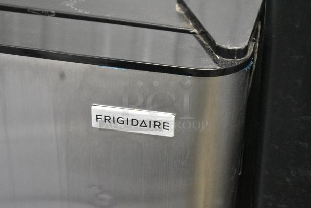 Frigidaire EFR463-COM Mini Cooler w/ Freezer. 115 Volts, 1 Phase. Tested and Working! - Image 2 of 9