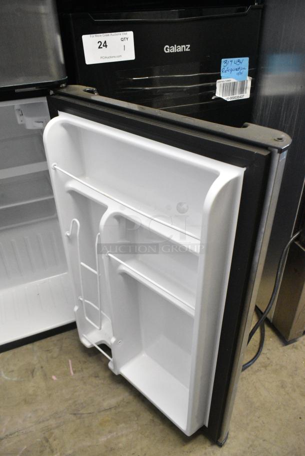 Frigidaire EFR463-COM Mini Cooler w/ Freezer. 115 Volts, 1 Phase. Tested and Working! - Image 6 of 9