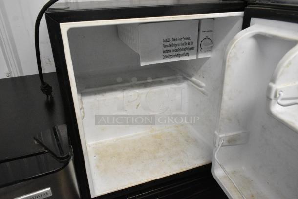 Galanz GL17BK Mini Cooler. 115 Volts, 1 Phase. Tested and Working! - Image 3 of 6
