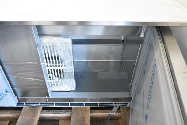 BRAND NEW SCRATCH AND DENT! Beverage Air SPE60HC-24M Stainless Steel Commercial Sandwich Salad Prep Table Bain Marie Mega Top. 115 Volts, 1 Phase. Tested and Working! - Image 8 of 10