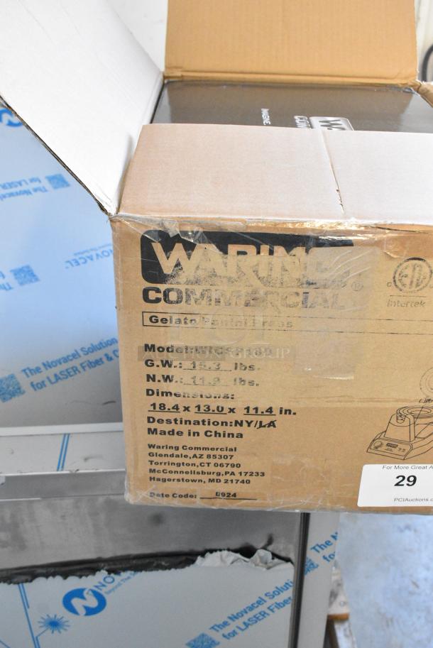 IN ORIGINAL BOX! 929WICSP180 Waring WICSP180 Gelato / Ice Cream Panini Press. 120 Volts, 1 Phase. Tested and Working! - Image 4 of 5