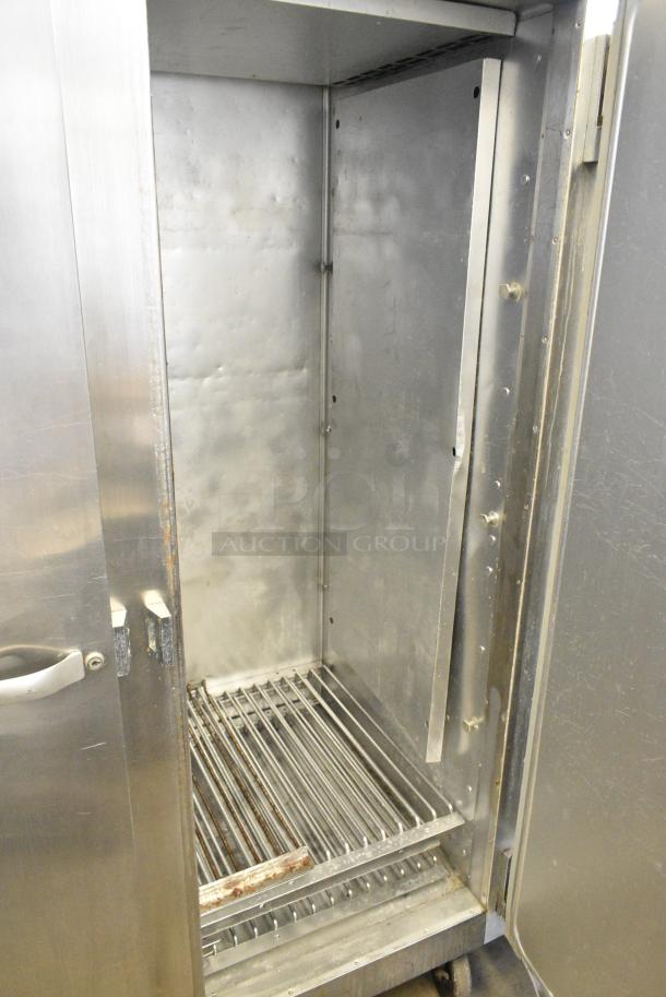 Traulsen G20010 Stainless Steel Commercial Solid Door Reach-In Refrigerator with Left / Right Hinged Doors. 115 Volts, 1 Phase. Tested and Powers On But Does Not Get Cold - Image 6 of 8