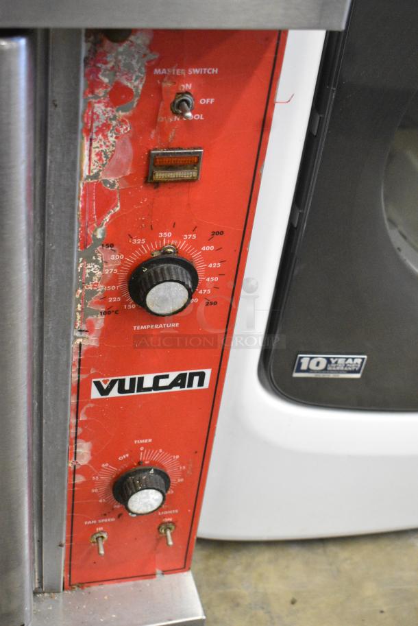 Vulcan Stainless Steel Commercial Full Size Convection Oven w/ View Through Doors, Metal Oven Racks and Thermostatic Controls. - Image 4 of 8