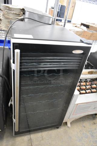 Haier HVD036E Metal Mini Cooler Merchandiser. 115 Volts, 1 Phase. Tested and Working!